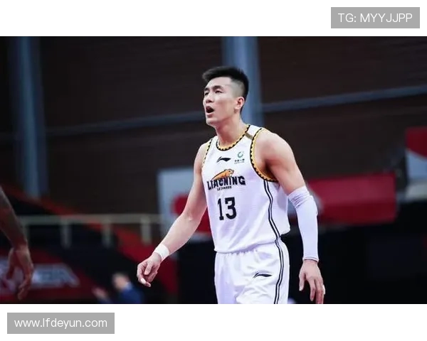 郭艾伦参与CBA足球队活动的趣事