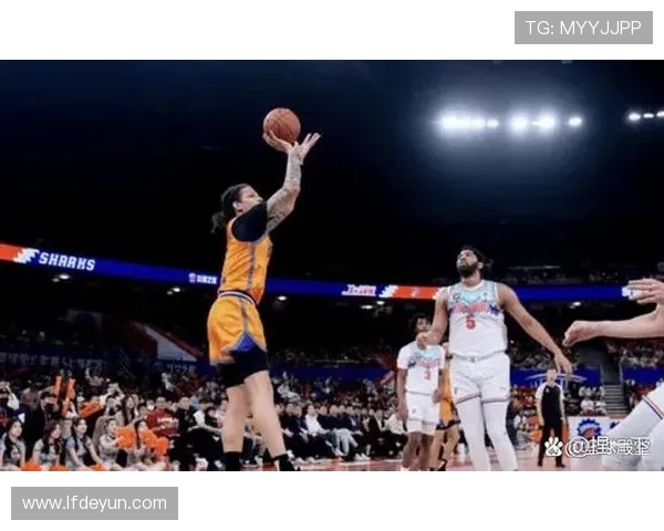 媒体人分析上海队阵容提升与李永炜成长对球队表现的积极影响